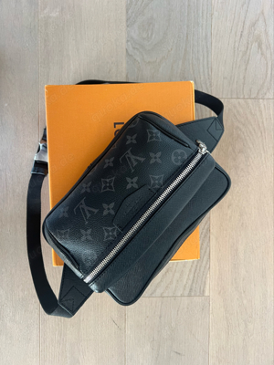 Louis Vuitton Bumbag 