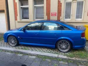 Opel Vectra 2,8 l V6 256 PS