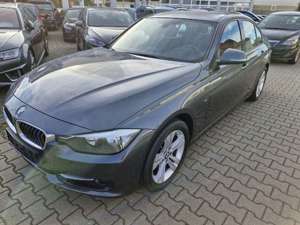 BMW 318 d , PDC, SHZ, Sportsitze, Navigation, 8-fach berei