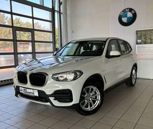 BMW X3 xDrive 20i Aut. AHK Unfallfrei