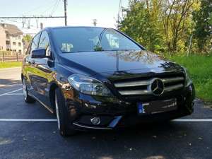 Mercedes-Benz B 180 B 180 CDI (BlueEFFICIENCY)