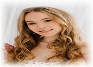 Eine dunkelblonde, junge Frau mit Herz und Verstand sucht einen Mann für immer