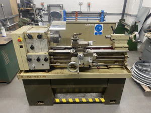 Harrison M300 Metal Lathe. 230 Volt, Ex School Machine