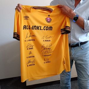 Seltenes Dynamo Dresden Trikot zum Verkauf