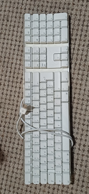 Gebrauchte Apple-Tastatur(Kabelgebunden) zum Verkauf