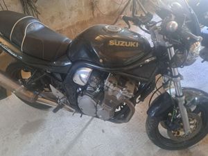 Suzuki Bandit 600, TÜV neu, angemeldet, fahrbereit.