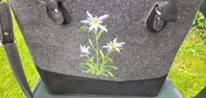 Designer Filztasche MARSCHOLLEK Edelweiß Trachten grau *NEU* Bild 2