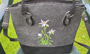 Designer Filztasche MARSCHOLLEK Edelweiß Trachten grau *NEU* Bild 3