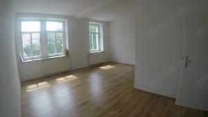 #Single-  #Wohnungen  -  #Leipzig  frisch renovierte  #MietWohnung --  1.OG --  2 Zimmer, ca. 53 m ,