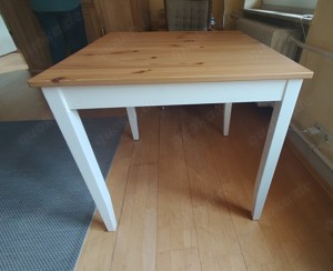 gut erhaltener Tisch (IKEA)