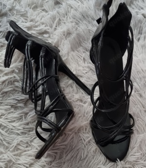 Highheels in schwarz für Damen neu