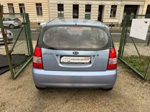 Kia Picanto 1.1 LX 2-Hand 8-fach bereift Klima USB Bild 3