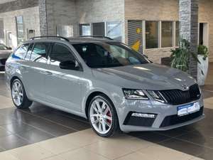 Skoda Octavia RS Black-Design*AHK*LED*SHZ*Spurassist.*