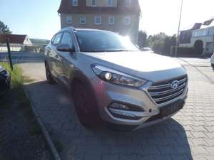 Hyundai TUCSON Premium 4x4 Automatik  Standheizung Sitzh.HU,AUneu Bild 3