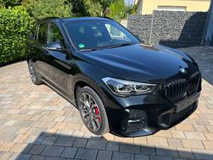 BMW X1 20dx M Paket NavPL HUD Hifi Pano Memo DAB 19