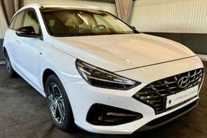 Hyundai i30 cw 48V Mild-Hybrid 1 Hand, Automatik, Navi