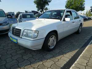 Mercedes-Benz 220 E220 W124 Limosine aus 2. Hand original 70872 km