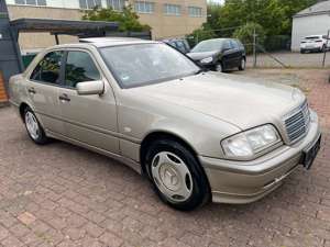 Mercedes-Benz C 180 2.Hand/Scheckheft/Neu TÜV