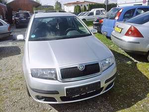 Skoda Fabia Extra 1.4 Limo /met+ABS/+eFH+Klima/EU 4/TÜV neu Bild 3