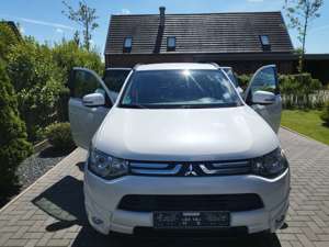 Mitsubishi Outlander Outlander+2.2+DI-D+4WD+Intense