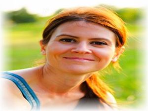 Eine junge nicht hässliche Frau sucht ihren passenden Mann zur Partnerschaft