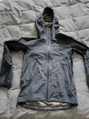 Arcteryx Beta LT Gr. M blau Hardshelljacke