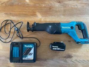 Makita DJR186ZK 18V Akku-Reciprosäge mit Akku und Ladegerät