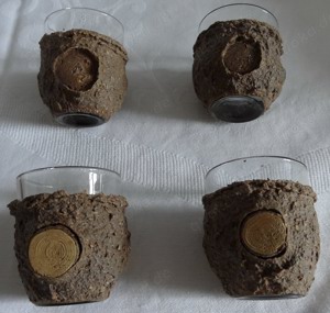 H Schnapsglas 4 Stk Stamperl aus Glas mit Schutz 4,8 H    2,1  4,1   4,5 wenig benutzt sehr gut er Bild 2