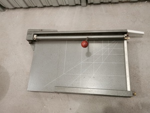 Guillotine Schneidemasche für große Formate Bild 4