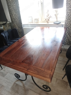 Tisch Holz mit Schmiede Eisen Gestell in super Zustand  Bild 3