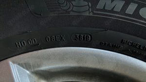 4 x Winterreifen Michelin auf Felgen Bild 2