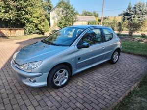 Peugeot 206 ,JBL,Klima,Benzin,TÜV nach Wunsch