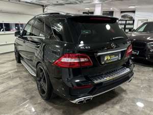 Mercedes-Benz ML 63 AMG Keyless Pano Standhz Distronic 360° Bild 3