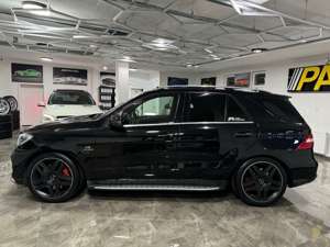 Mercedes-Benz ML 63 AMG Keyless Pano Standhz Distronic 360° Bild 2