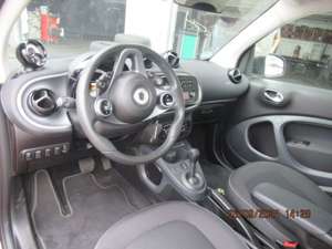 smart forTwo Basis 66kW (453.344) Bild 5