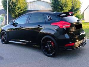 Ford Focus Focus+2.0+EcoBoost+ST+mit+Leder-Exclusiv-Paket