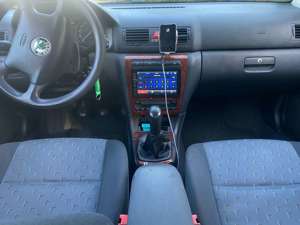 Skoda Octavia 2.0 Elegance Bild 5
