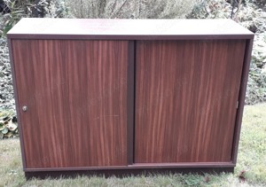 Aktenschrank Sideboard Schiebetüren Holzdekor dunkel 120 x 84,5 x 40 cm (BxHxT) für lau - 51067 Köln