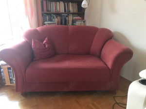 zwei Sofas: Zweisitzer, Dreisitzer