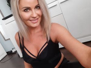 Sexcam Show auf Skype und Whatsapp alles Privat und Diskret Bild 5