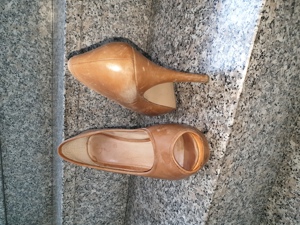 Braune Leder Peeptoes Gr 40 getragen Bild 2