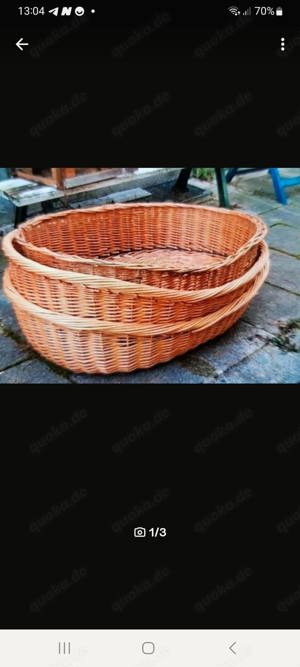 3 verschiedene Hundekörbe .Näheres im Text.