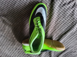 Nike Hallenschuhe - Gr. 42,5