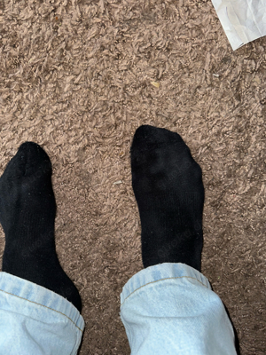 Socken schwarz getragen  Bild 4