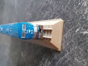 Eisenbahnstandmodell Amtrak P42 "Genesis" Bild 3