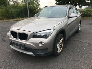 BMW X1 sDrive 18i  E6 KlimAut 2PDC SitzH AHK 2ALU SR WR