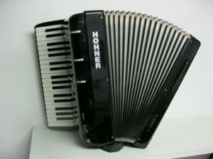 Akkordeon HOHNER Basso Basson 