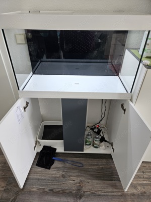 Aquarium von Eheim 126 Liter Bild 2