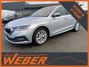 Skoda Octavia Combi Style 2.0 TDI Navi HUD AHK