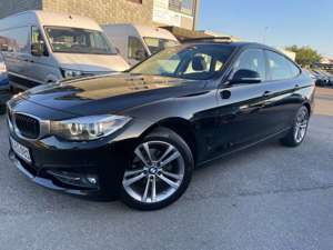 BMW 318 Sportlien PANO R-KAM H-UP PROF Bild 4